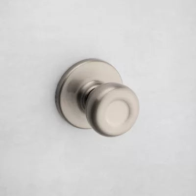 Kwikset - Tylo Knob - Hall/Closet