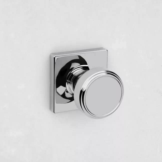 Kwikset - Maven Knob (Square) - Hall/Closet