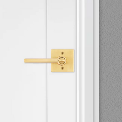 Halifax Lever (Square) - Keyed - featuring SmartKey